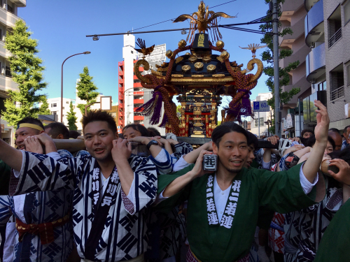 渡仏と三社祭を終えて_d0011635_13332606.jpg