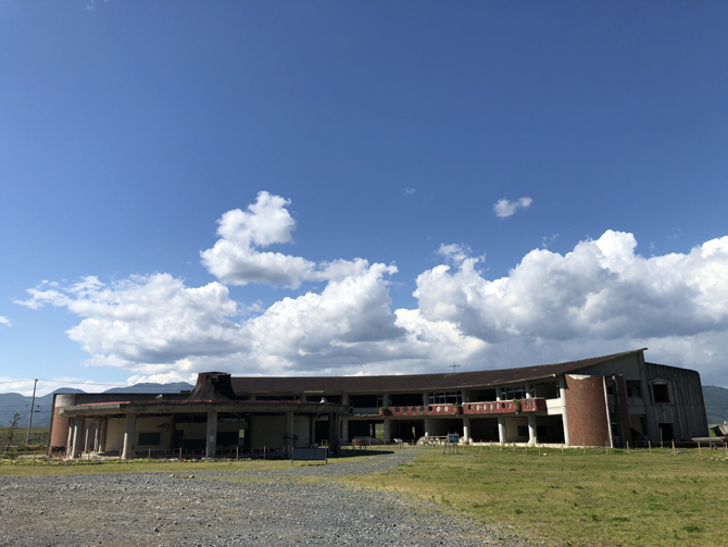 裏山に逃げれば助かった?!74人の生徒が亡くなった東日本大震災の悲劇・大川小学校_e0171573_1913376.jpg