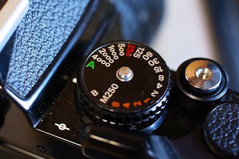 銀塩一眼レフ・クラッシックス(11)NIKON FE2 : 【匠のデジタル 銀塩一眼レフ・クラッシックス(11)NIKON FE2 : 【匠のデジタル