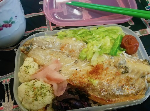 金曜日の鯖弁当_a0123450_21460317.jpg