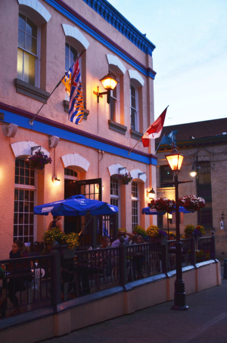 カナダ、VICTORIA （ヴィクトリア）でPUB巡りをしたい！：ルビープリンセスアラスカクルーズ_f0054556_23520702.jpg