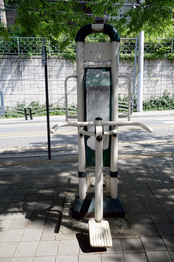 東仁川駅から水道局山タルトンネ博物館への坂道 2018年5月 仁川・龍仁・ソウルの旅_f0117059_12584806.jpg