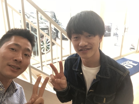 5月26日(土)トミー本店ブログ☆マサテン&グッチーブログ♪アウトレット熊谷店長誕生祭!ランクル買取☆どんな車も買取!_b0127002_19494673.jpg