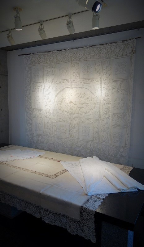 Antique Lace 細密な手仕事が織りなすレースの世界 展 始まりました♫_b0232919_16123965.jpg