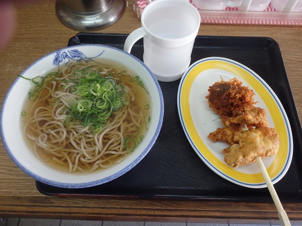 味沢の鶏の唐揚げそば 和田岬_c0118393_09321720.jpg