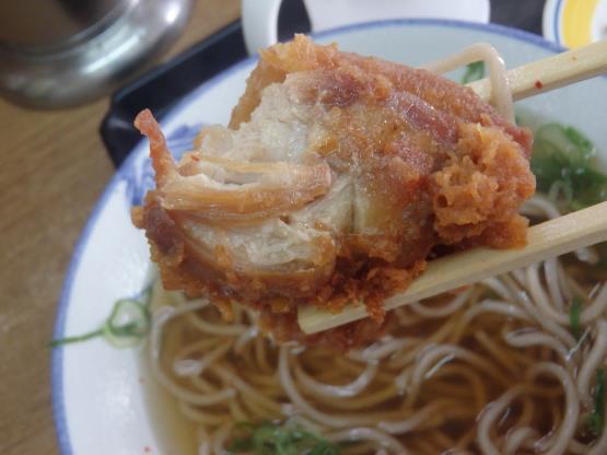 味沢の鶏の唐揚げそば 和田岬_c0118393_10442480.jpg