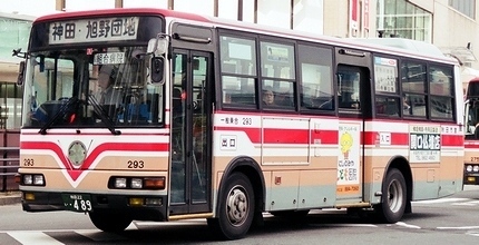 秋田市交通局の三菱ふそう中型車_e0030537_00382611.jpg