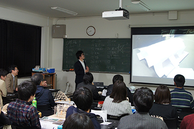 「木を知り・木を使い・木を活かすvol.4 東京大学大学院木質材料学研究室展」5610番館正面スペースにて開催中！_f0171840_15063492.jpg