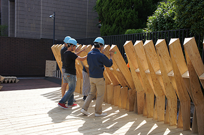 「木を知り・木を使い・木を活かすvol.4 東京大学大学院木質材料学研究室展」5610番館正面スペースにて開催中！_f0171840_16073463.jpg