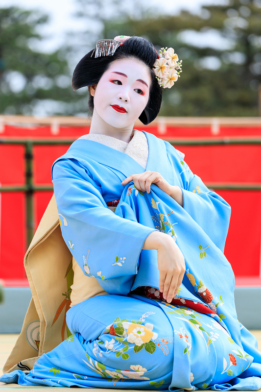 平安神宮例祭翌日祭　奉納舞踊・祇園小唄（祇園東の皆さん）_f0155048_23155719.jpg