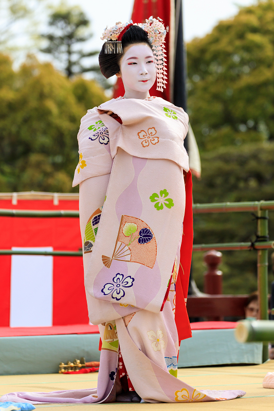 平安神宮例祭翌日祭　奉納舞踊・祇園小唄（祇園東の皆さん）_f0155048_23193633.jpg