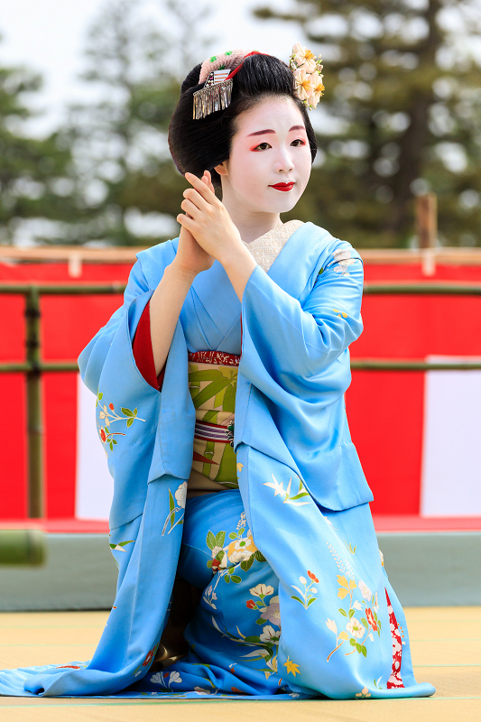 平安神宮例祭翌日祭　奉納舞踊・祇園小唄（祇園東の皆さん）_f0155048_23202261.jpg