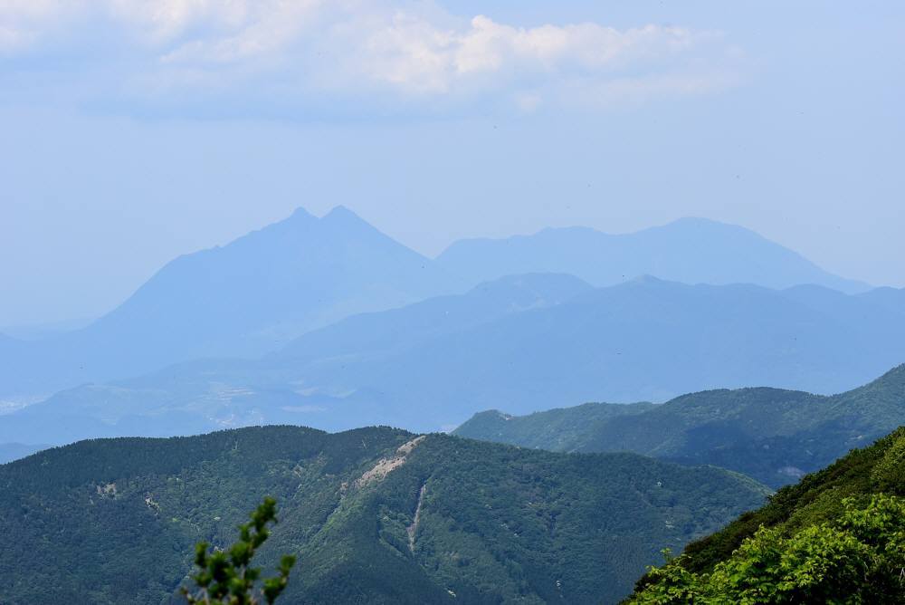 f0212511_23480010.jpg