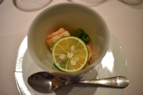 研鑽を重ねたお料理には、季節を感じるワインを。_d0212522_20210607.jpg