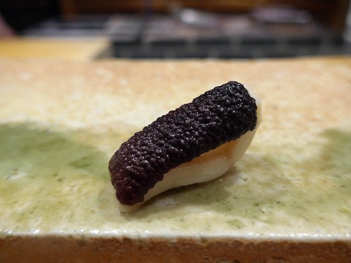 東麻布「鮨 天本」へ行く。_f0232060_1855496.jpg