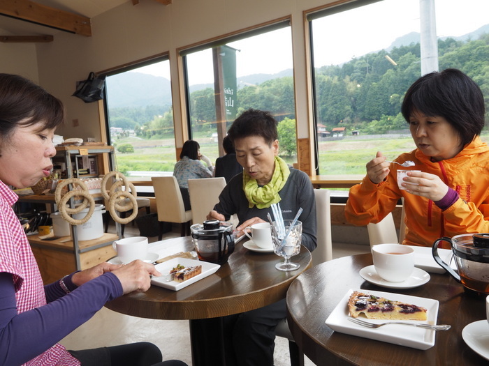 Oishi吉山で、スィーツを_c0116915_01051776.jpg