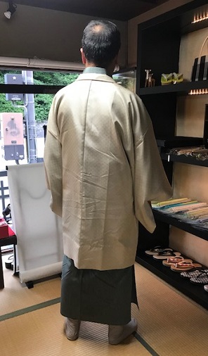 今河織物・木屋太さんの帯と羽織のご夫妻の着物姿。_f0181251_13411563.jpg