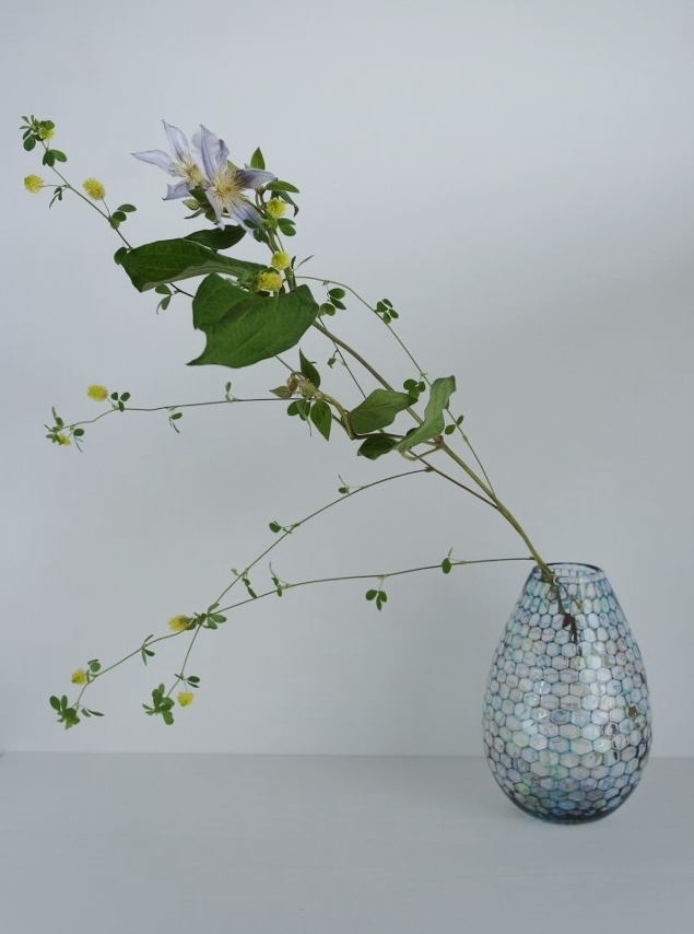 雫展出品作品 吉村桂子さんの雫型花器2_b0353974_13053524.jpg