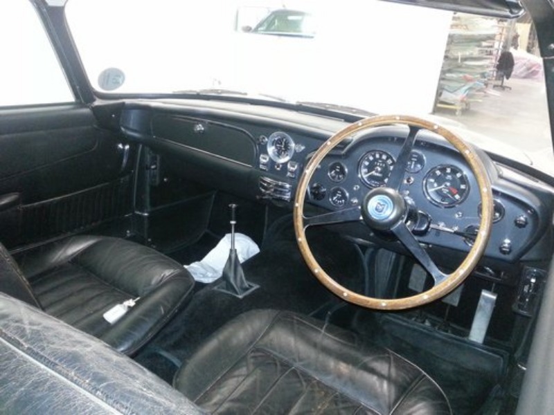 A story of purchasing the DB5 from Newport Pagnell Vol.8_c0128818_11213839.jpg