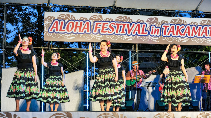 アロハフェスティバル in 高松 2018 ⑳　雨上がりのメインステージで ⑤_d0246136_22260090.jpg