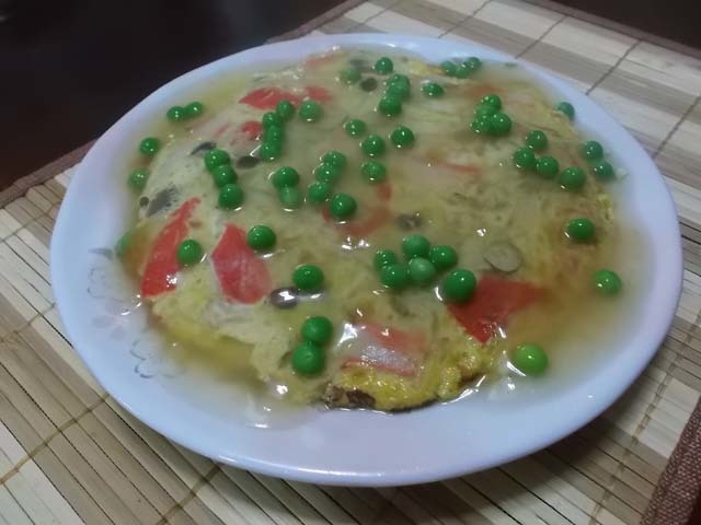 もやし入りかに玉&庭の花_f0019498_11454329.jpg