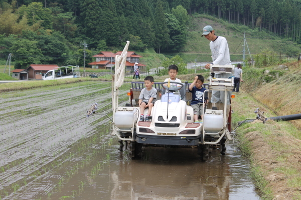 H30田んぼアート田植え体験_b0281312_09355751.jpg