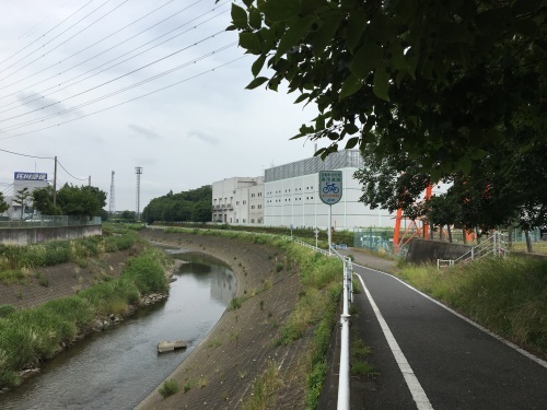 b0330040_22094845.jpeg