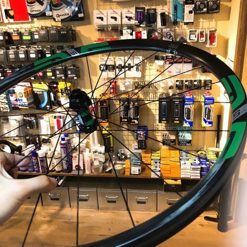 BONSAI x ENVE カスタマーY氏の場合_e0154650_20200597.jpg