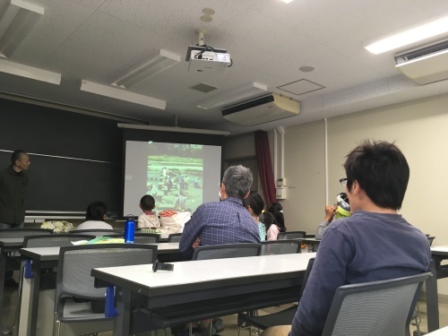 春のよもぎ団子作りと寄り合い会議_e0008880_23550010.jpeg