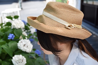 あたりまえに かぶりたい 。_b0110582_16130041.jpg