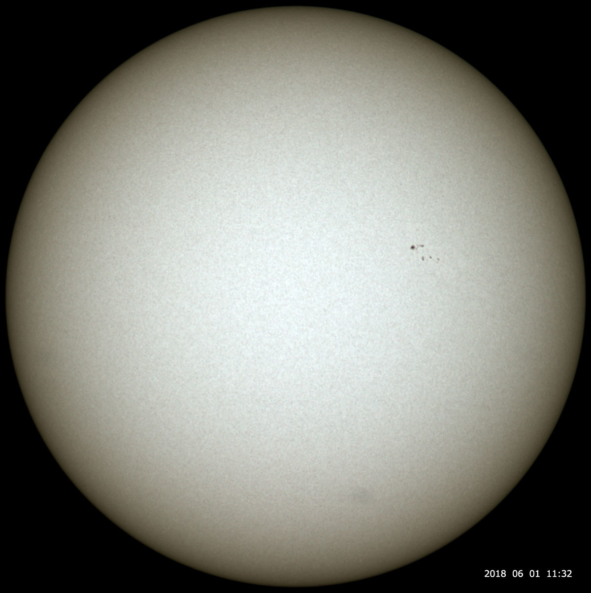 6月1日の太陽_e0174091_13461879.jpg