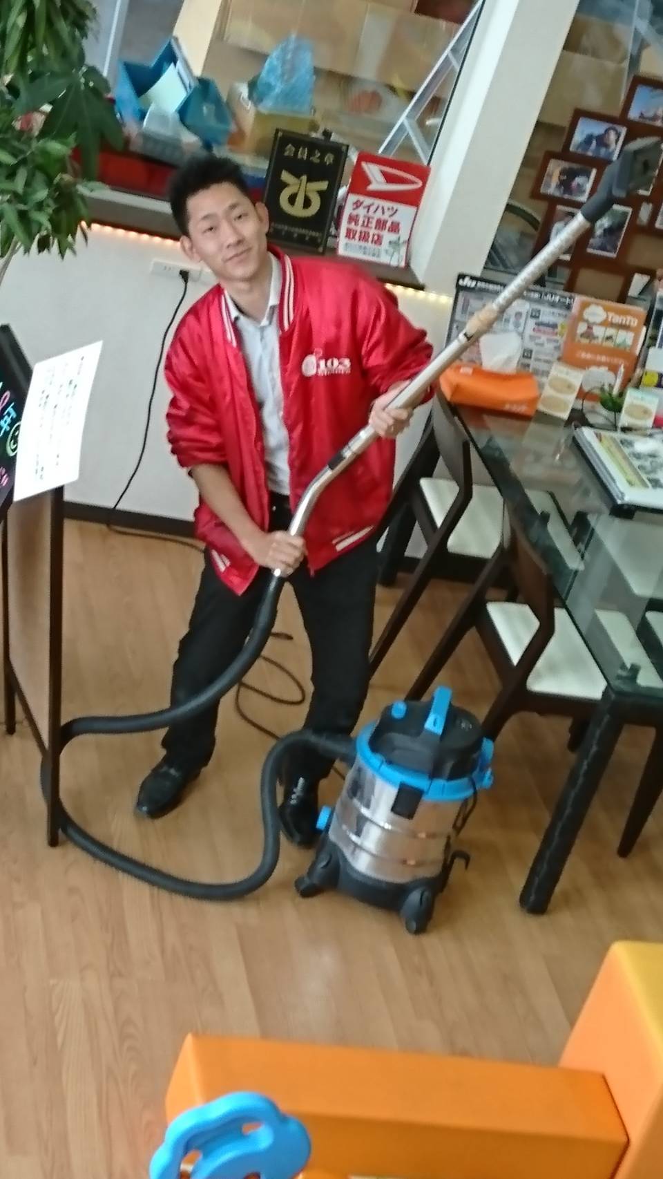 6月2日(土)トミー本店♪グッチーブログ♪ランドクルーザー200ディーゼル☆車買取!リッチレンタカー☆車検、自社ローン、_b0127002_19121616.jpg