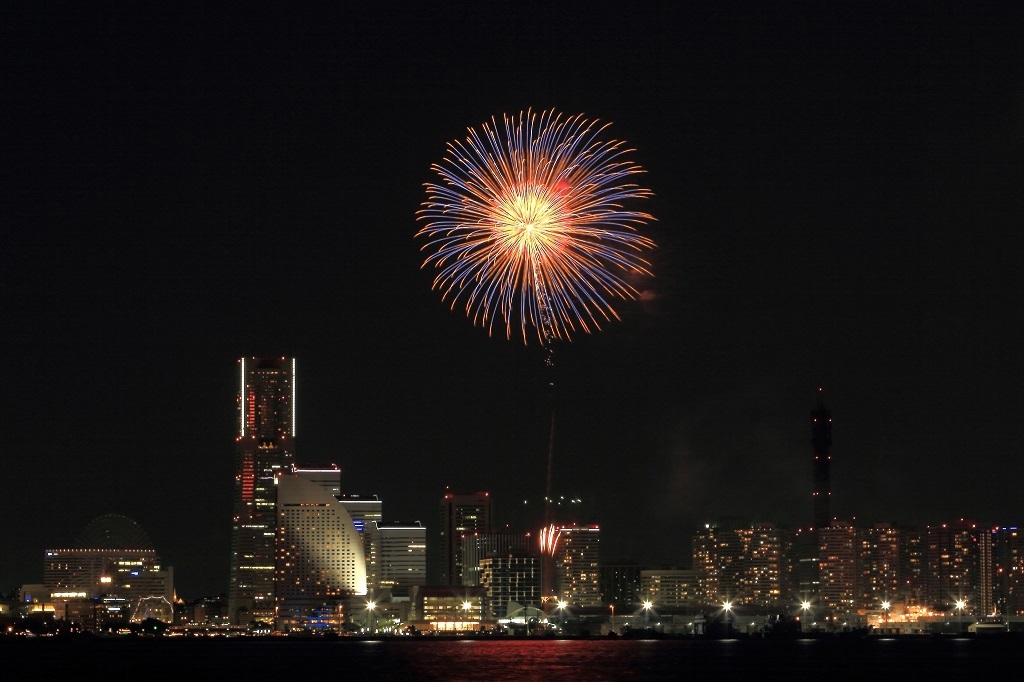 横浜開港祭花火2018_c0349300_18070453.jpg