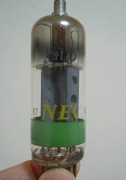 コンパクトロン7.003Mc QRP送信機の実験その3-6CB6-12JZ8に改造 コンパクトロン7.003Mc QRP送信機の実験その3-6CB6-12JZ8に改造