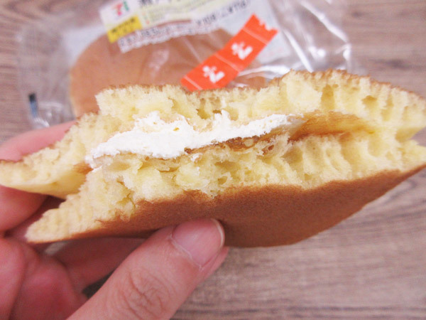瀬戸内産レモンパンケーキ@セブンイレブン_c0152767_19472099.jpg
