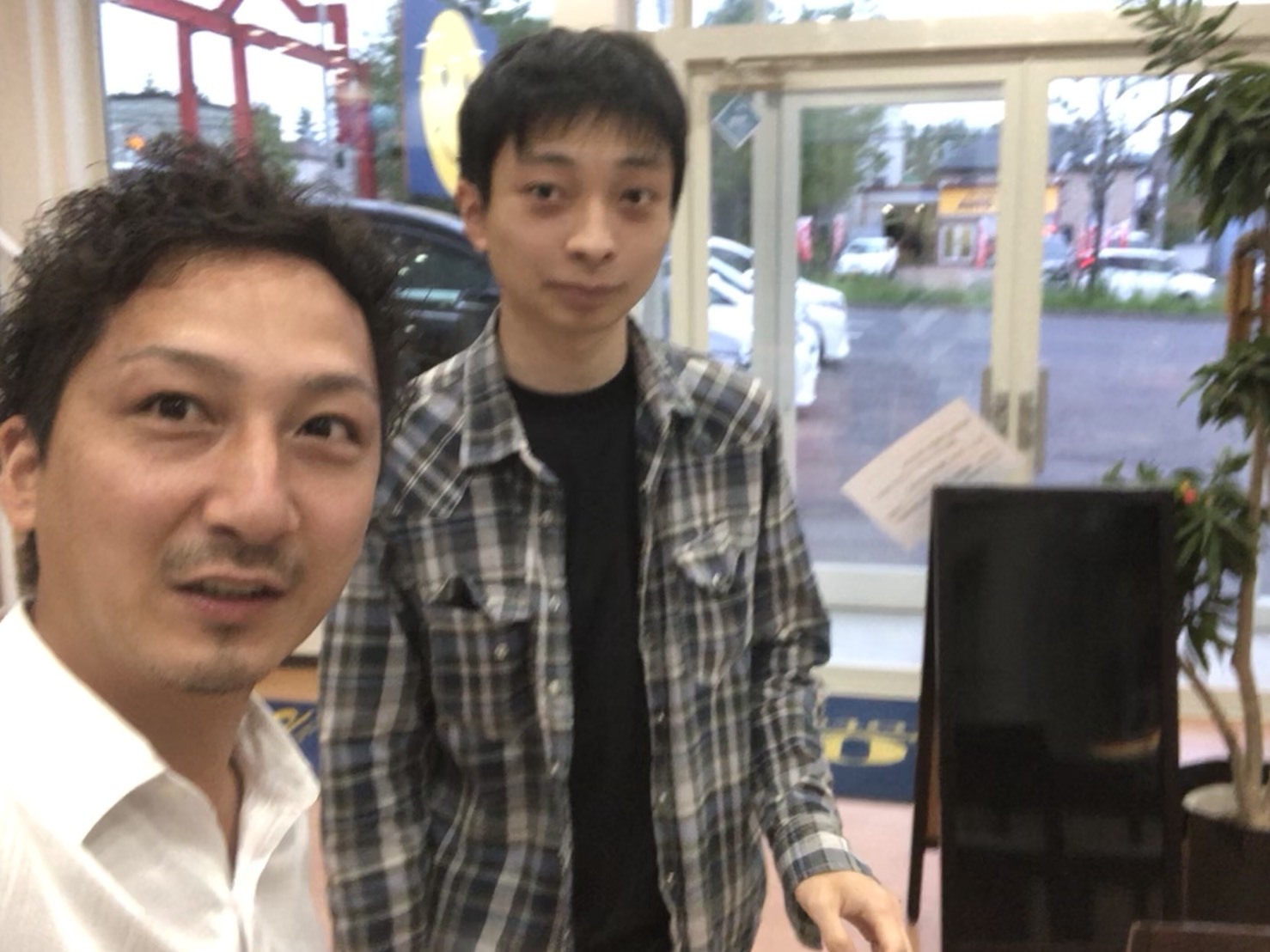 6月5日「火」みんなで書きますTOMMY本店ブログ♪ ランクル ハマー アルファード♪_b0127002_19044149.jpg
