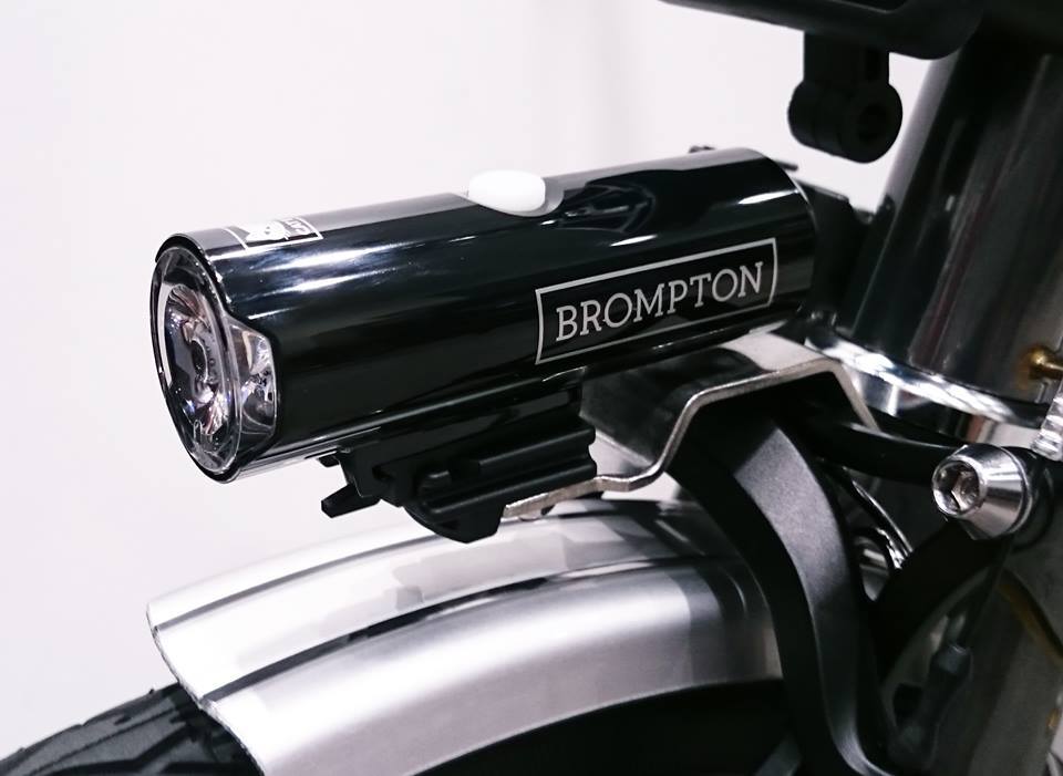 BROMPTON × CATEYE Newフロントライト_c0359041_17044863.jpg