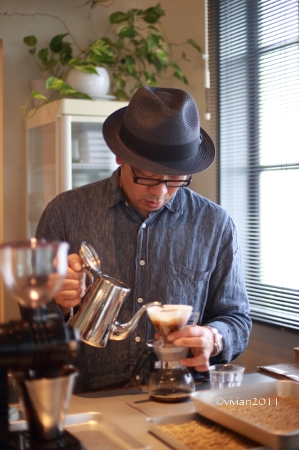 KALEIDO COFFEE（カレイド コーヒー）　～お気に入りのコーヒー豆を買いに～_e0227942_22095402.jpg