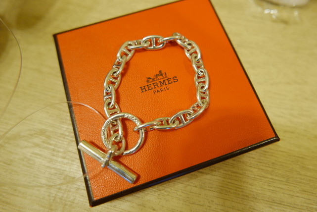 Hermes silver bracelet_f0144612_09015077.jpg