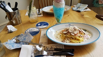 f0293238_22092351.jpg