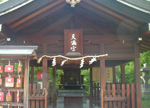 ●神社の造形―生國魂神社、その6_d0053294_00182940.jpg