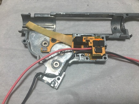 次世代M4 その30 電子トリガーを組み込む : Special Battle Forces 次世代M4 その30 電子トリガーを組み込む : Special Battle Forces