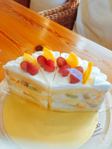 フルーツショートケーキ Cafe Myrtille