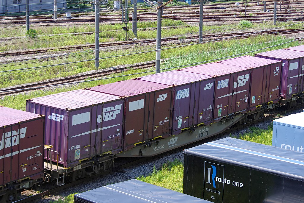 f0203926_233225.jpg
