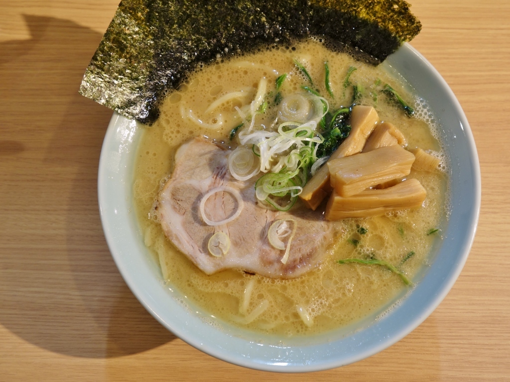 横浜家系ラーメン 友喜家_f0378154_14242071.jpg