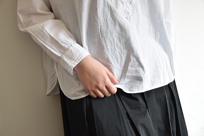 白 と 刺繍 。_b0110582_10104675.jpg