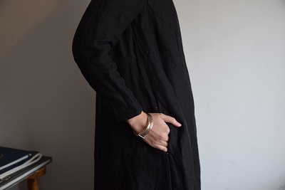 大人な女性 の 定番ワンピース 。_b0110582_13385030.jpg