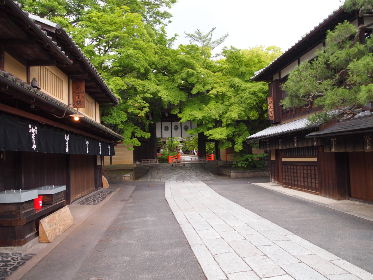 京都初夏18pt8大徳寺→今宮神社→八坂の塔_d0338441_15143281.jpg