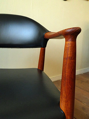 Kurt Olsen arm chair_c0139773_16001552.jpg