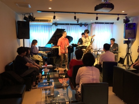 広島 Jazzlive comin  6月のライブスケジュール_b0115606_13045023.jpeg